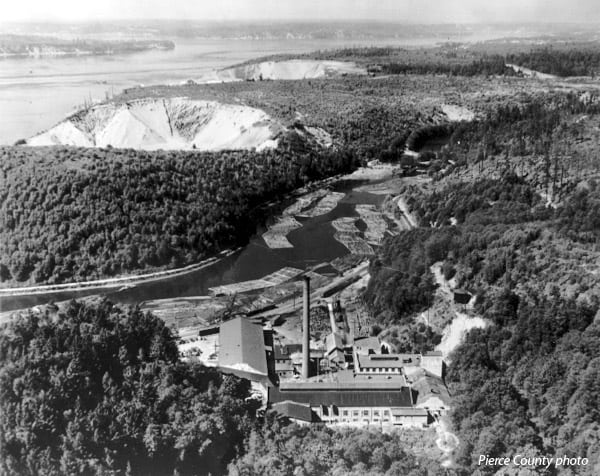 Timber operations at Chambers Bay circa 1940