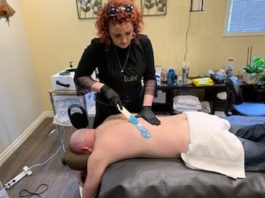 One Woman Spa Back Wax