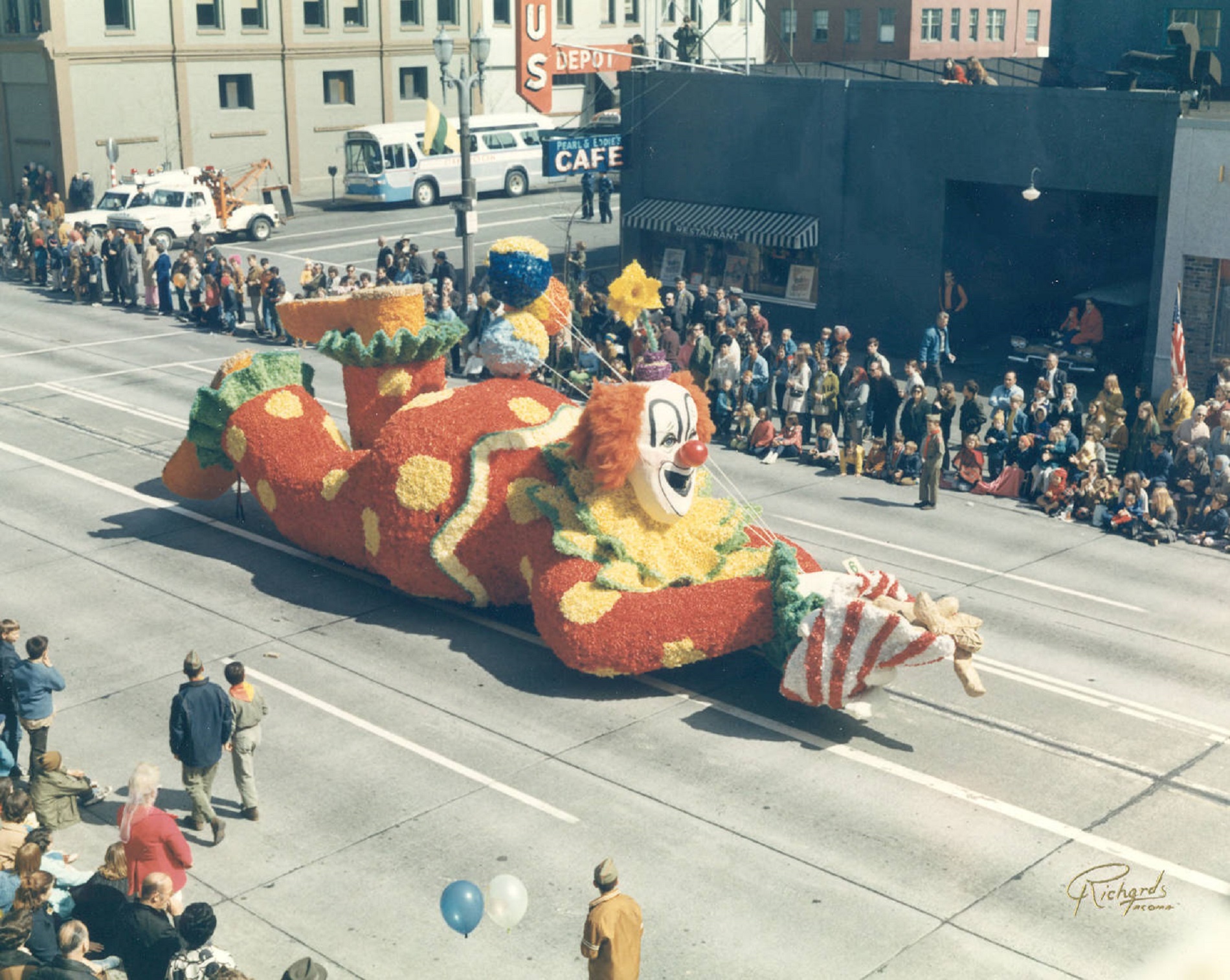 Daffodil Parade 1970 greatest showman SouthSoundTalk